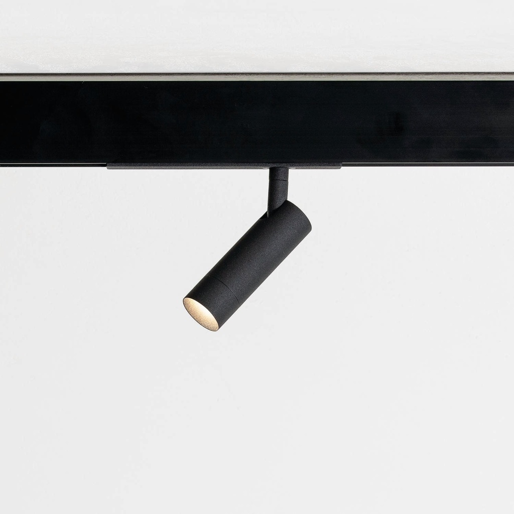 PM 25 TRK MAG Magnetschienenstrahler (2700K / CRI90, 14°, BX – Black Textured Matt, ON-OFF – nicht dimmbar)