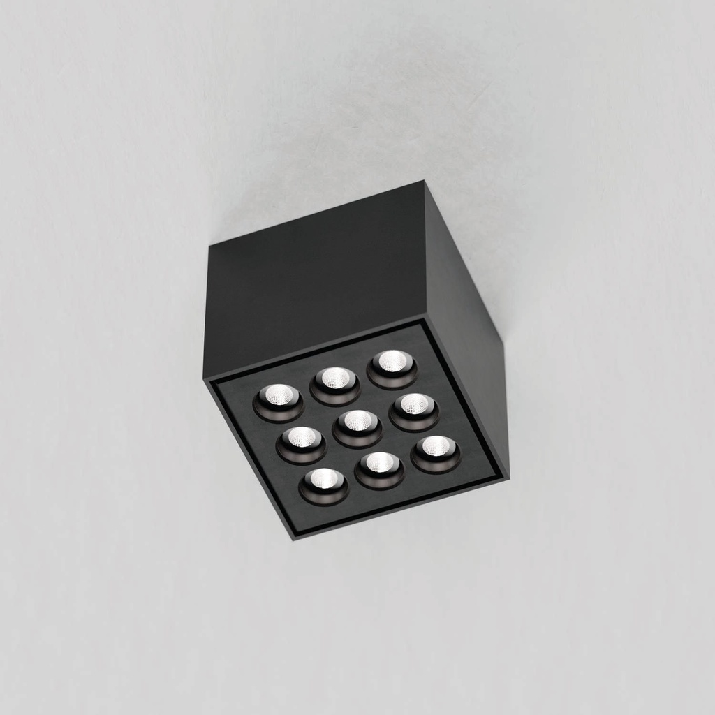 NIO ON 3×3 Deckenaufbaustrahler IP54 (BX – Black Textured Matt)