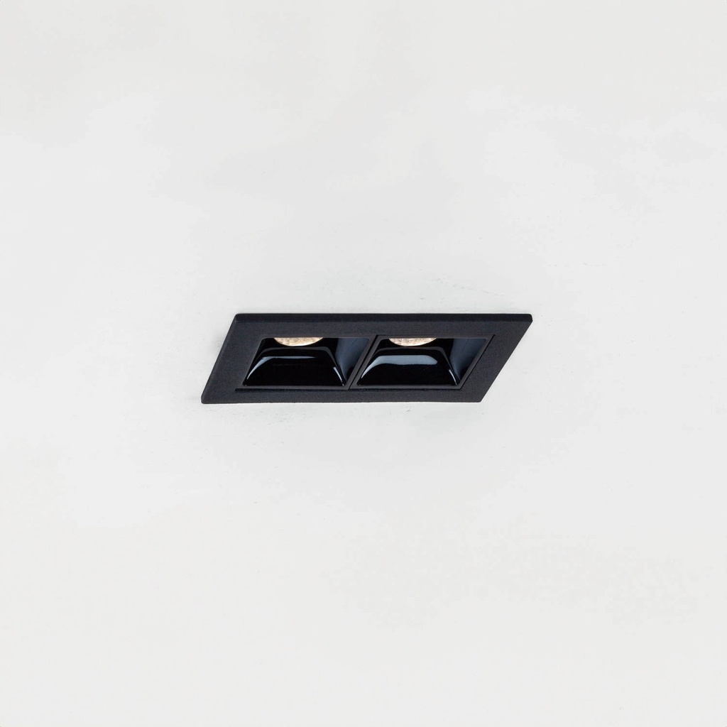 [E220.92700415.BS.XX0] Nixe 2×1 IN Spot 4,4W Deckeneinbaustrahler (2700K / CRI90, BS – Black Textured Satin (HERLIGHTING), NO-DRV – kein Treiber, 15°)